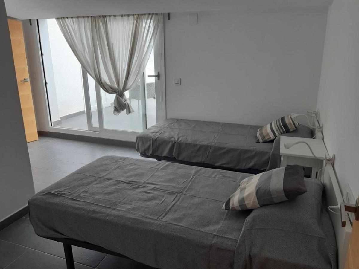 Roses Casc Antic Sl Avda Rodhe Apartment Ngoại thất bức ảnh